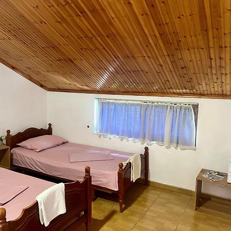 Happy Corner Guest House Shkodër Esterno foto
