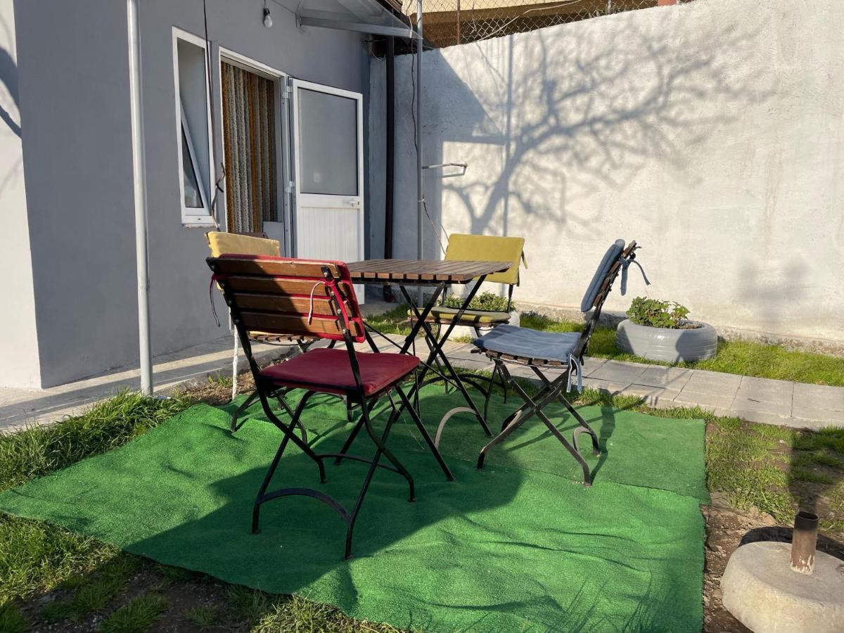 Happy Corner Guest House Shkodër Esterno foto