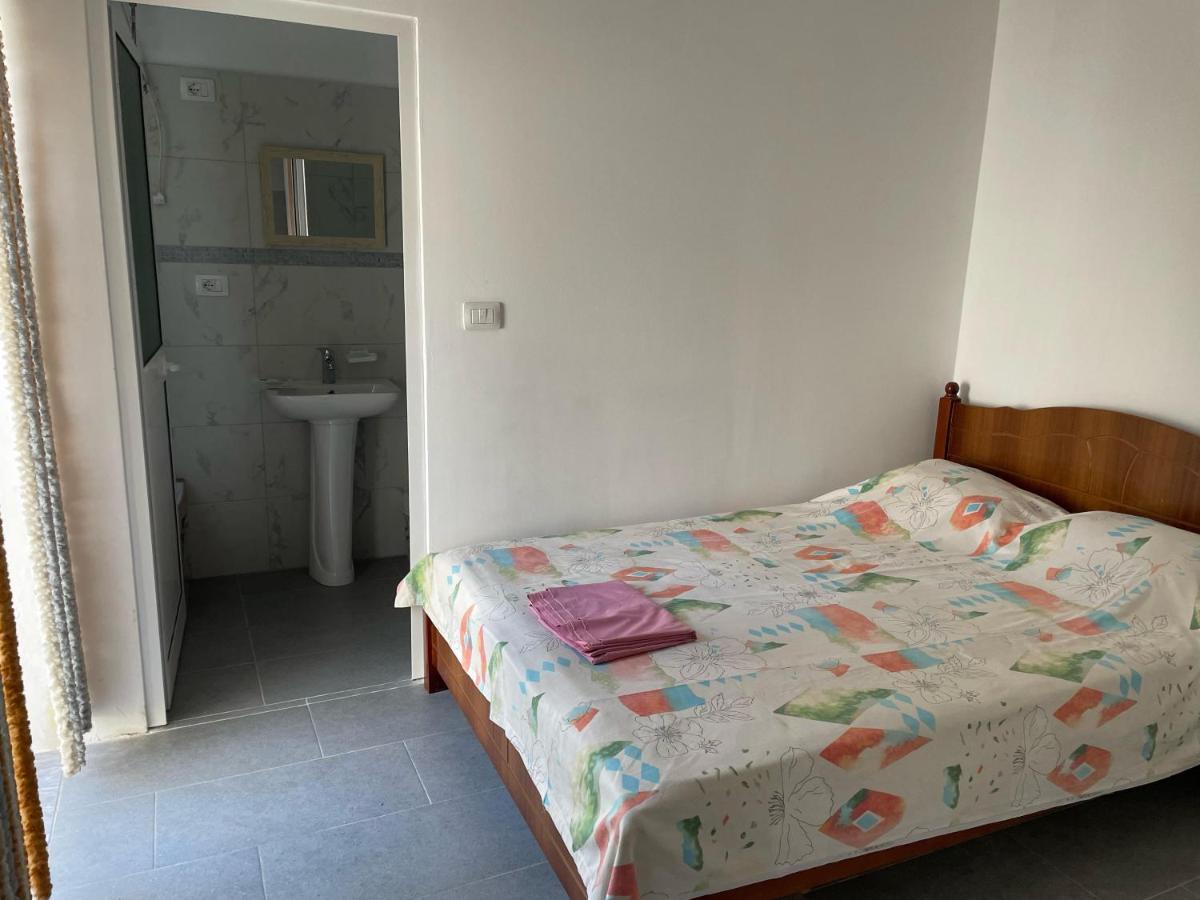 Happy Corner Guest House Shkodër Esterno foto