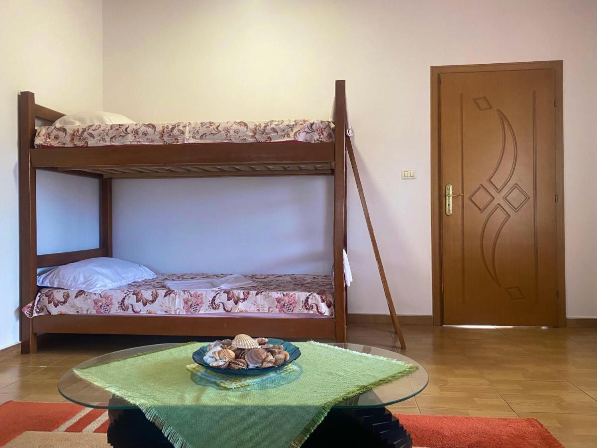 Happy Corner Guest House Shkodër Esterno foto