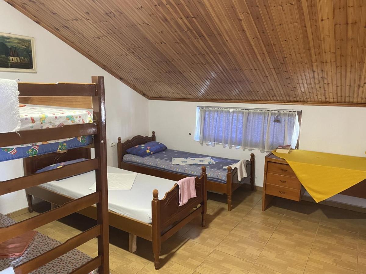 Happy Corner Guest House Shkodër Esterno foto