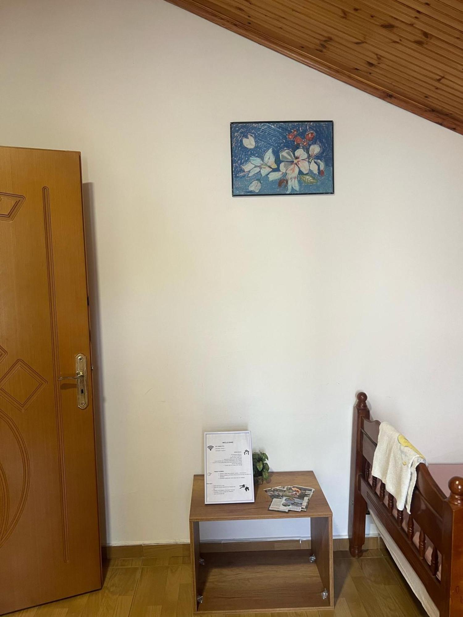 Happy Corner Guest House Shkodër Esterno foto