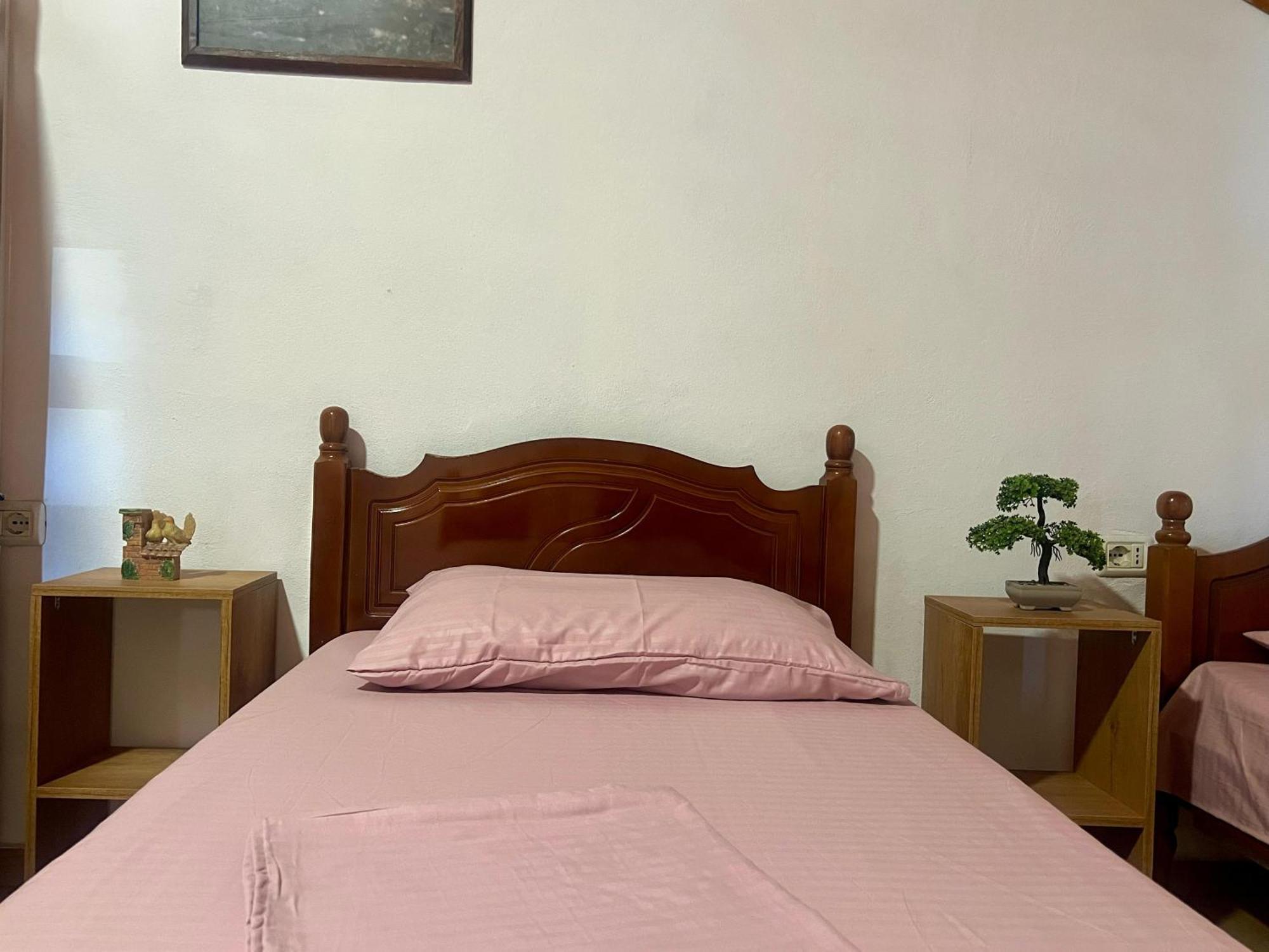 Happy Corner Guest House Shkodër Esterno foto